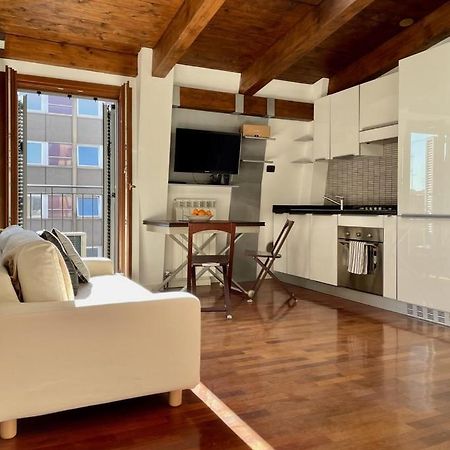 Porta Venezia-Cozy Apartment Milano Esterno foto