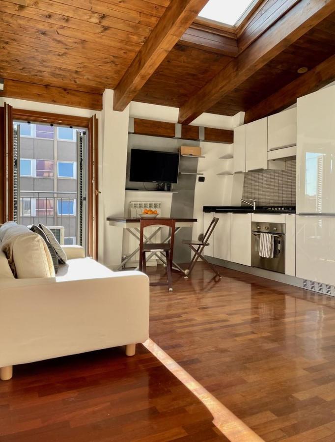 Porta Venezia-Cozy Apartment Milano Esterno foto